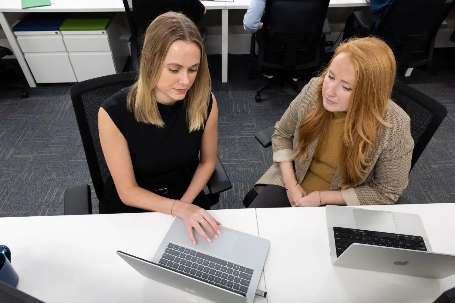 Customer success managers identify and mitigate churn risks using Certinia PSA's customer success tool